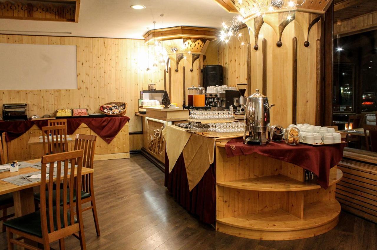 Grand Hotel Sestriere Bagian luar foto